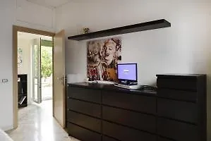 Bertelli Halldis Apartment *